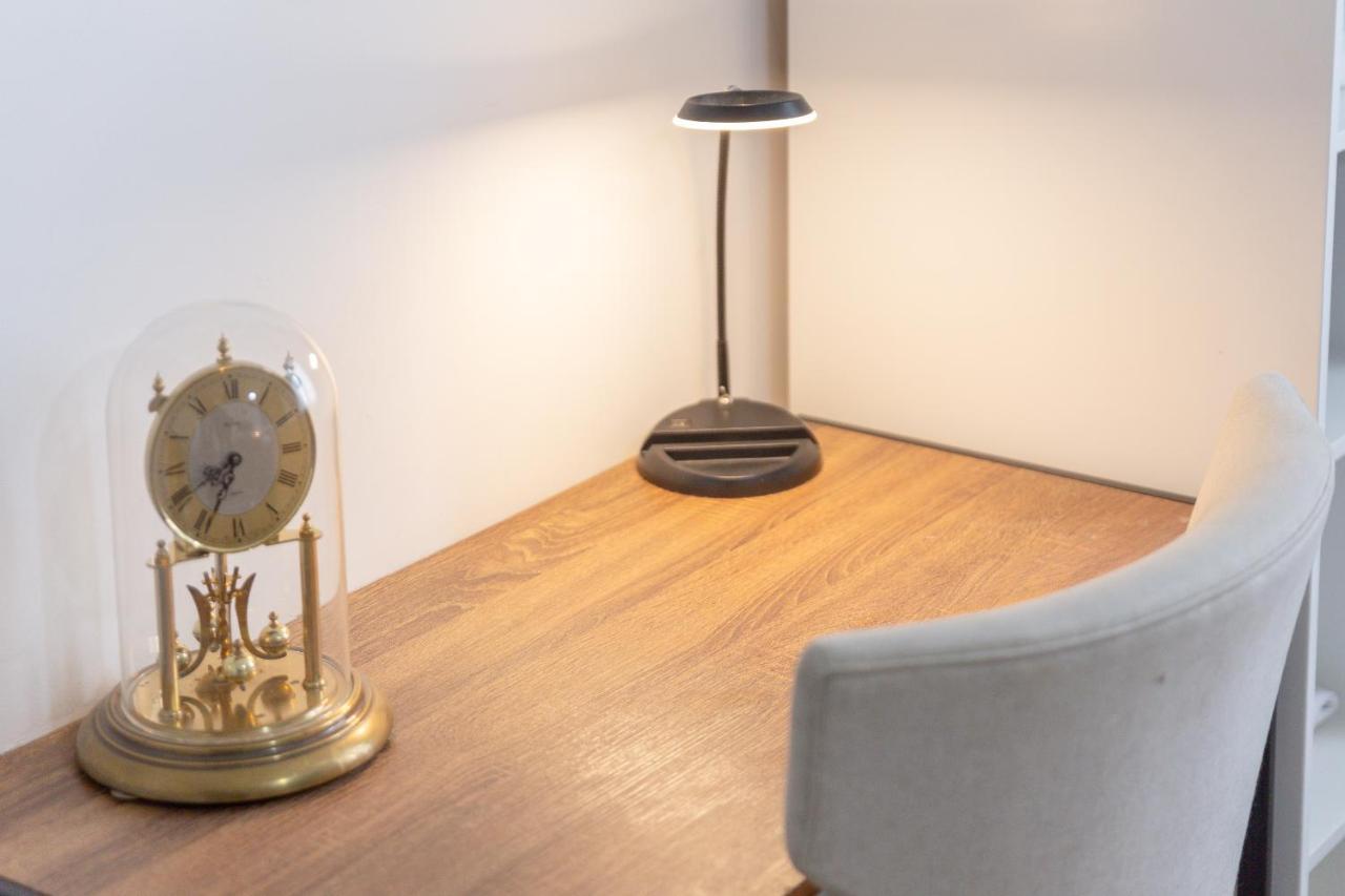 Studio Escale, 15 Min De Paris, A 200M Du Rer A 萨特鲁维尔 外观 照片